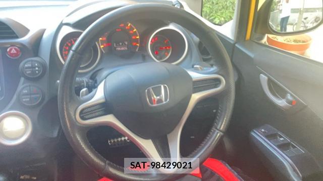 Honda FIT 2009-07 8005722-11