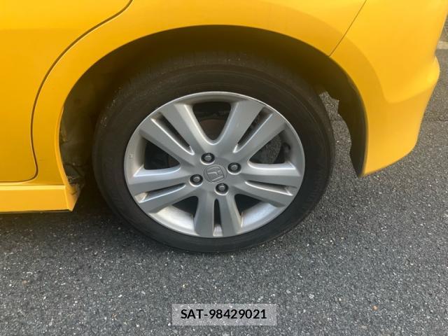 Honda FIT 2009-07 8005722-5
