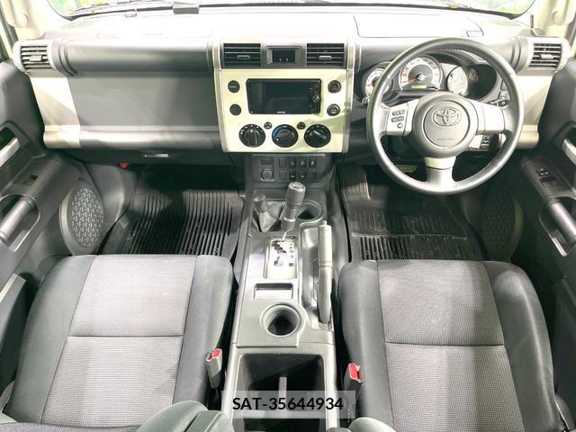 Toyota FJ CRUISER 2016-03 8004895-1