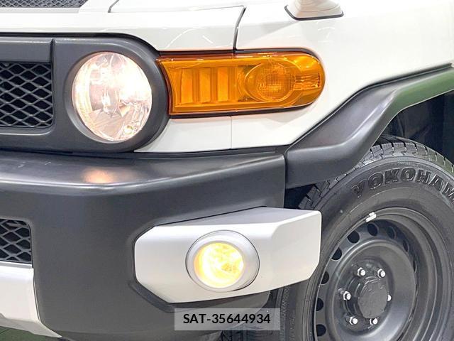 Toyota FJ CRUISER 2016-03 8004895-11