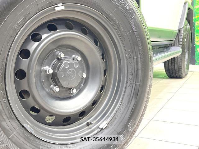 Toyota FJ CRUISER 2016-03 8004895-12