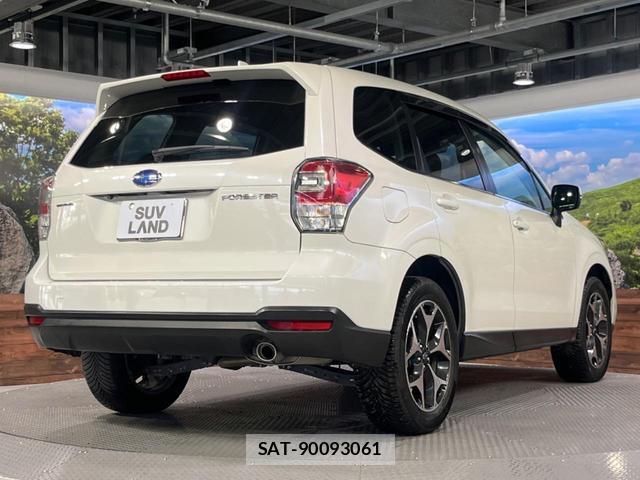 Subaru FORESTER 2016-01 8004732-17