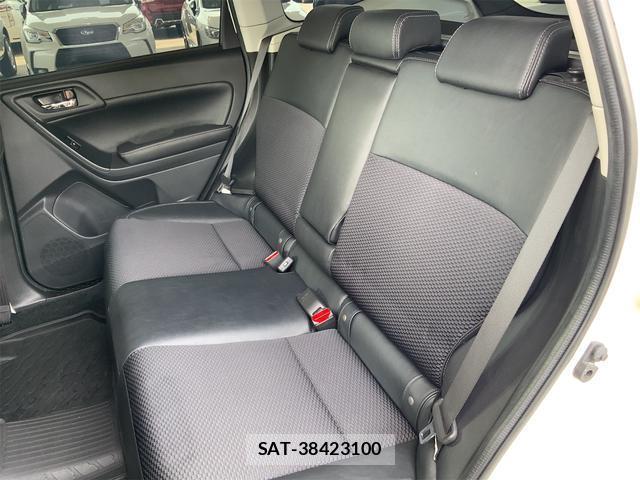 Subaru FORESTER 2018-06 8011470-12