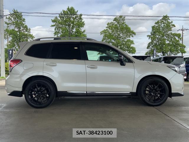 Subaru FORESTER 2018-06 8011470-3