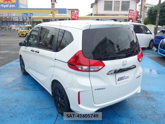 Honda FREED HYBRID 2023-06 8009716-2
