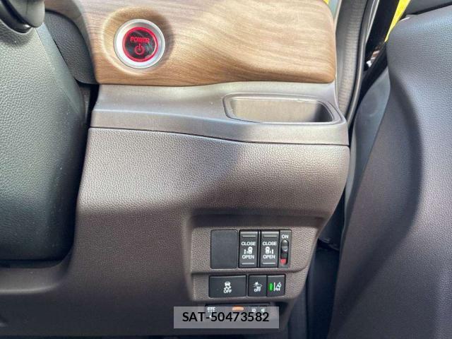 Honda FREED 2022-05 8003325-6