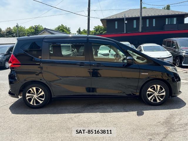 Honda FREED 2019-10 8006515-17