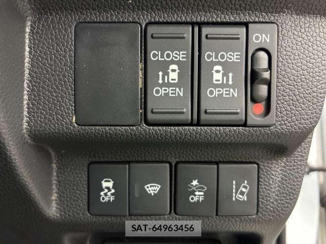 Honda FREED 2020-06 8009337-9