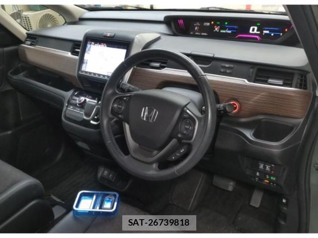 Honda FREED 2019-11 8010558-2