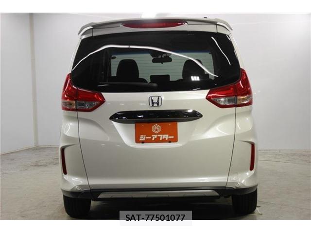 Honda FREED 2021-03 8011330-5