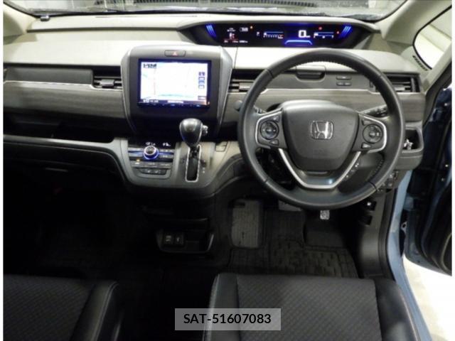 Honda FREED 2022-03 8003268-2