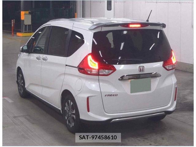 Honda FREED 2022-03 8003317-1