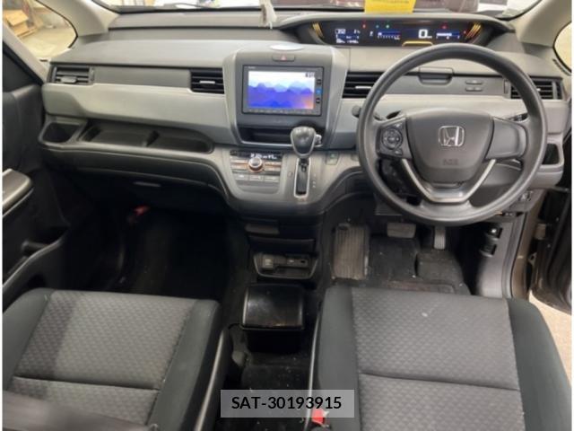 Honda FREED 2017-05 8003321-2