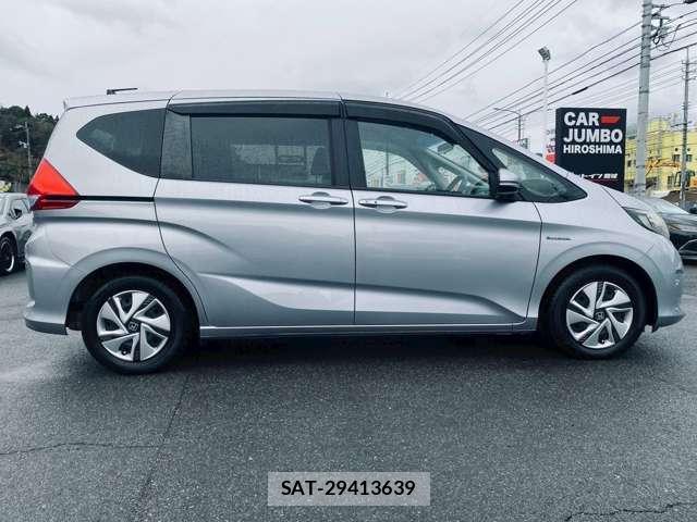 Honda FREED 2019-03 8003927-3