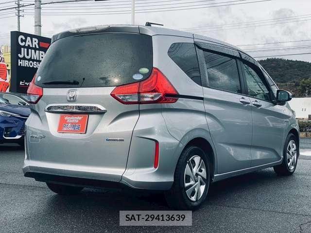 Honda FREED 2019-03 8003927-4