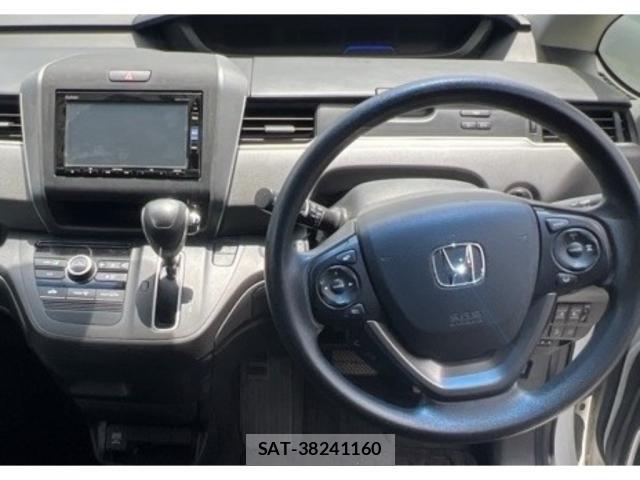 Honda FREED 2017-02 8008045-2
