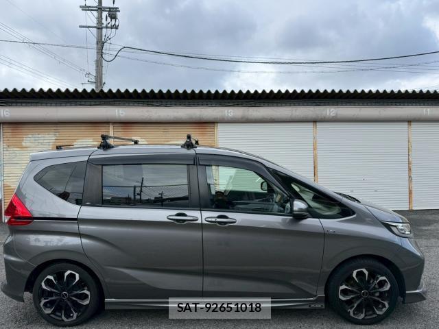 Honda FREED 2021-10 8010819-17