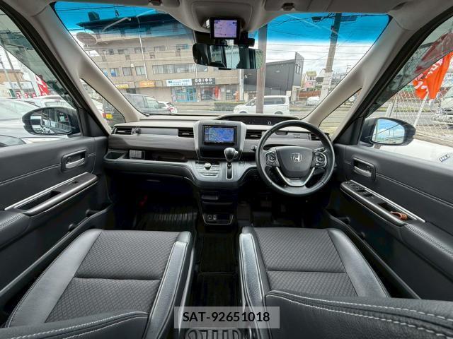 Honda FREED 2021-10 8010819-2