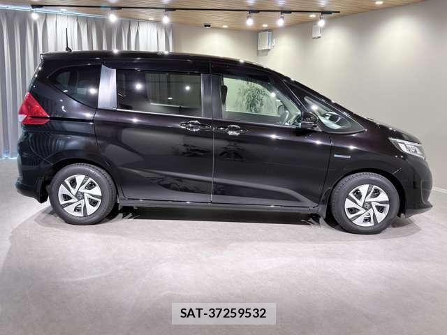 Honda FREED 2018-12 8011168-3