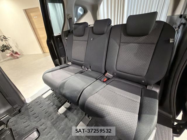 Honda FREED 2018-12 8011168-6