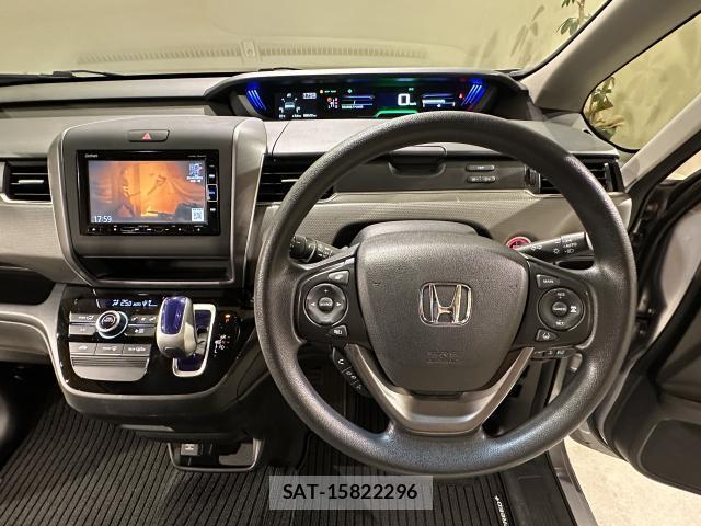 Honda FREED 2017-12 8011169-17