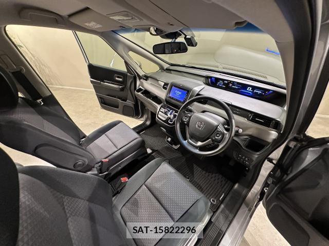 Honda FREED 2017-12 8011169-5