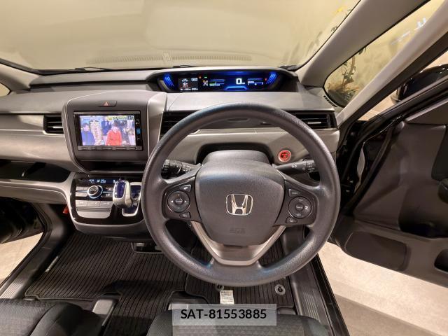 Honda FREED 2017-09 8011172-17