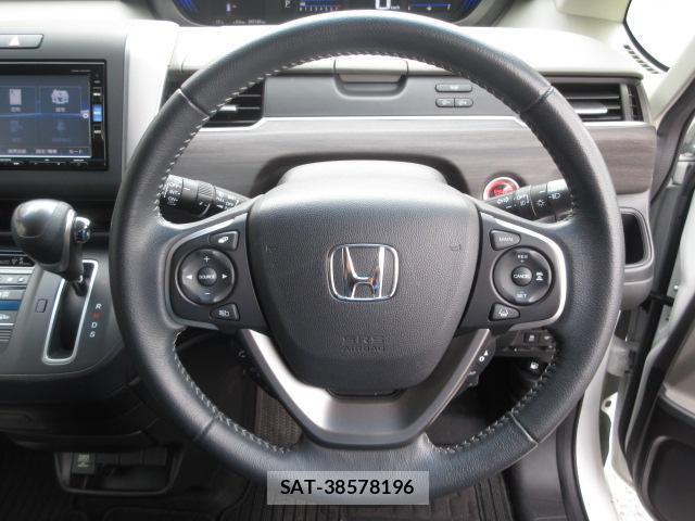 Honda FREED 2018-12 8011979-12