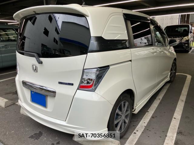 Honda FREED SPIKE 2012-04 8005401-1