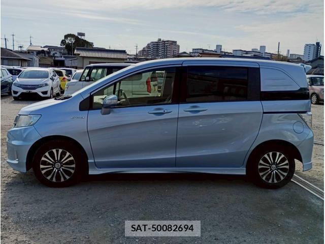Honda FREED SPIKE 2015-02 8008376-2