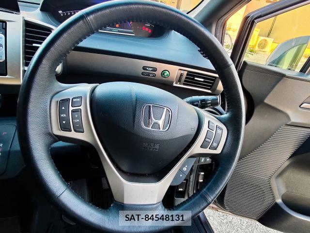 Honda FREED SPIKE 2014-07 8010604-6