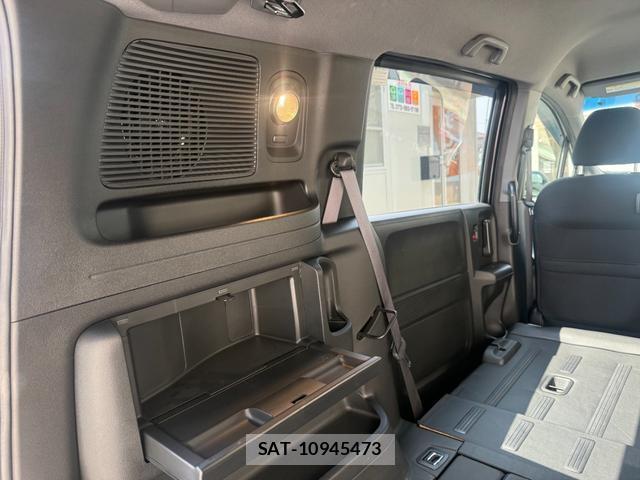Honda FREED SPIKE 2015-02 8012042-14