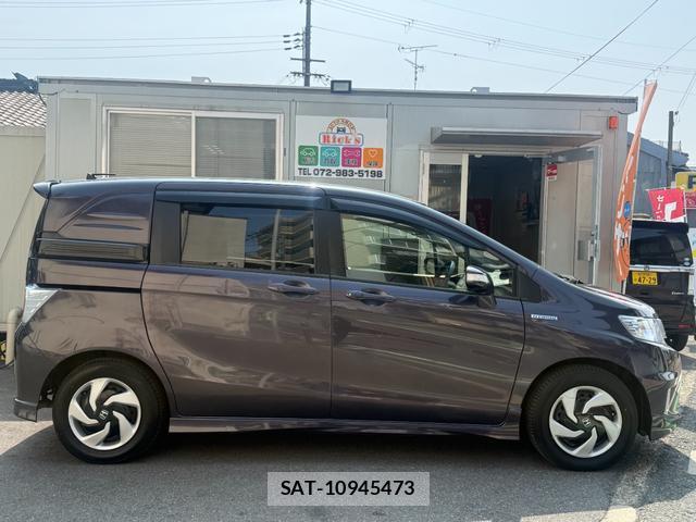 Honda FREED SPIKE 2015-02 8012042-5