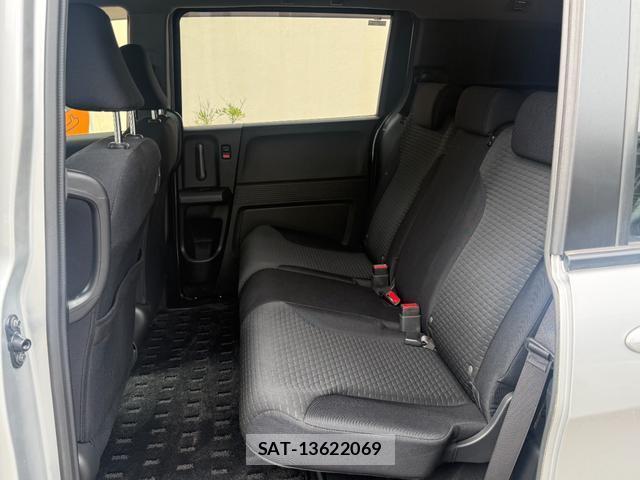 Honda FREED SPIKE 2012-11 8012045-11
