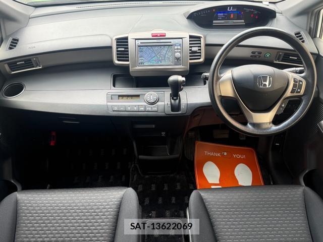 Honda FREED SPIKE 2012-11 8012045-9