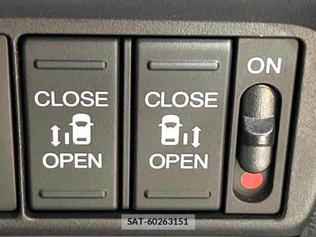 Honda FREED 2024-11 8008664-4