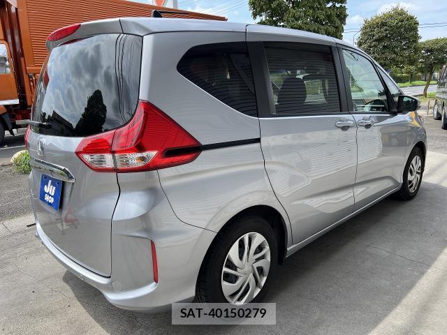 Honda FREED 2022-03 8008887-12