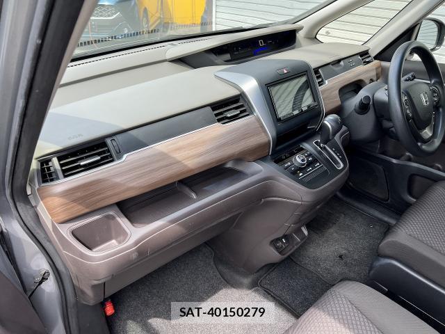 Honda FREED 2022-03 8008887-13