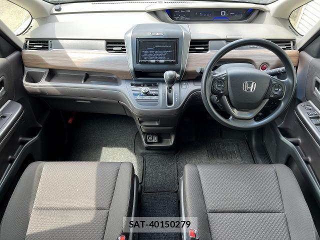 Honda FREED 2022-03 8008887-3