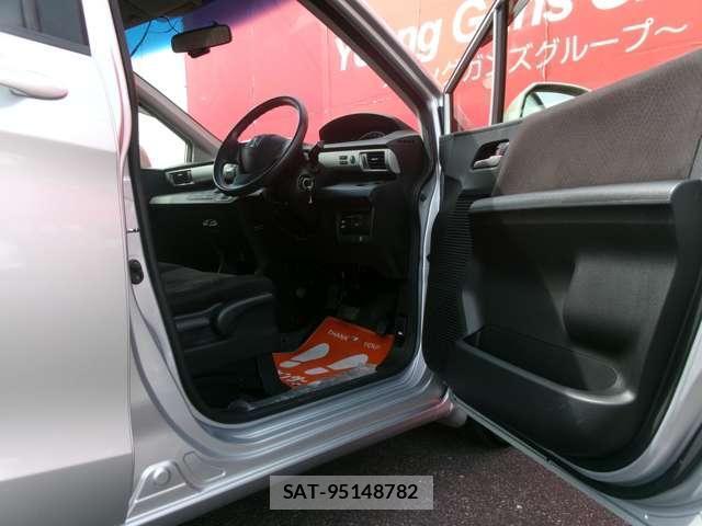 Honda FREED 2015-05 8012635-10