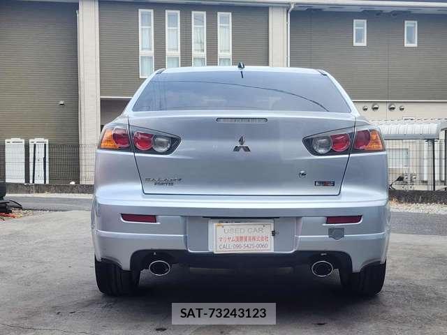 Mitsubishi GALANT FORTIS 2009-07 8009674-2