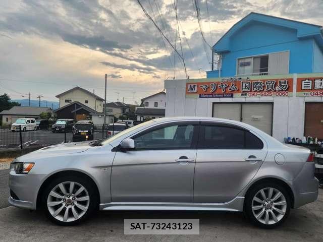Mitsubishi GALANT FORTIS 2009-07 8009674-4
