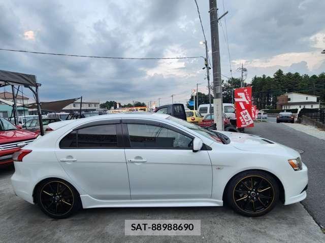 Mitsubishi GALANT FORTIS 2009-01 8009689-3