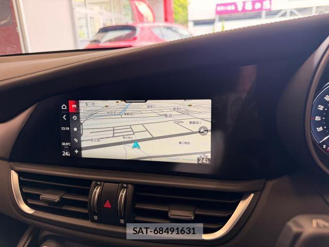ALFA ROMEO Giulia 2025-12 8005796-11