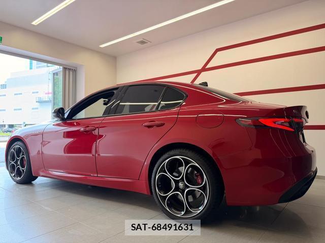 ALFA ROMEO Giulia 2025-12 8005796-4