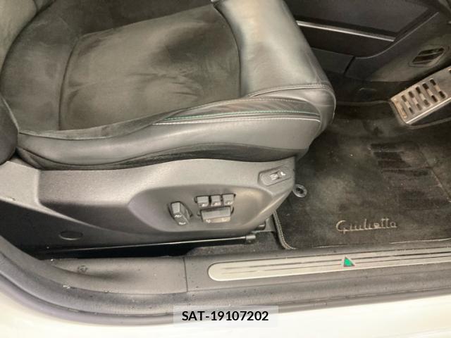 ALFA ROMEO GIULIETTA 2015-09 8005380-19