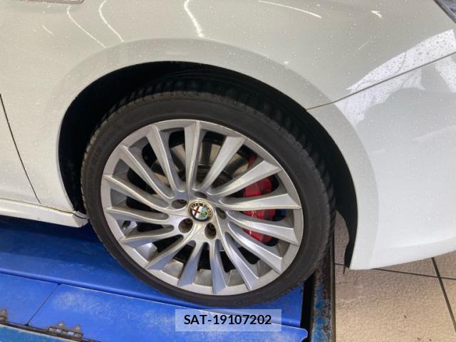 ALFA ROMEO GIULIETTA 2015-09 8005380-6