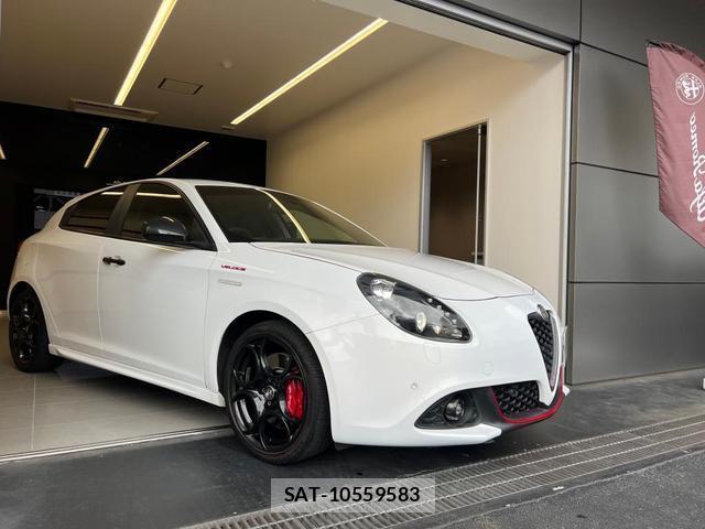 ALFA ROMEO GIULIETTA 2020-03 8005797-8