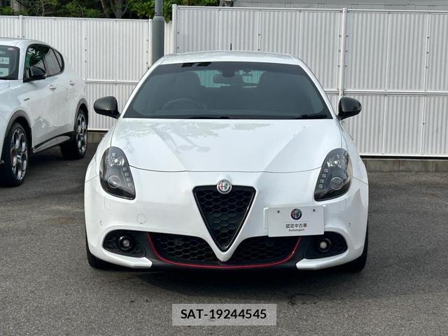 ALFA ROMEO GIULIETTA 2019-07 8012587-5