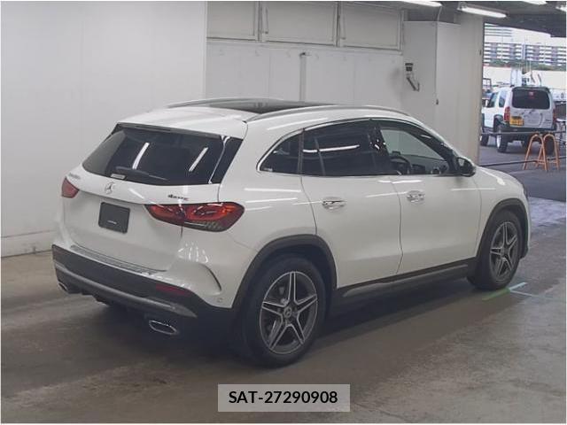 Mercedes Benz GLA-CLASS 2021-05 8010740-1